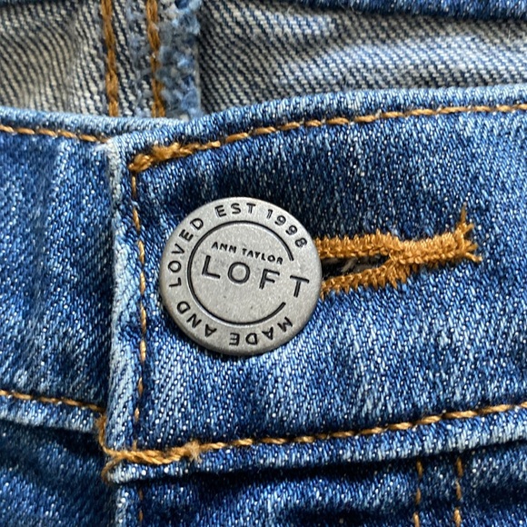 Indigo Wash Denim Roll Shorts - Picture 7 of 8